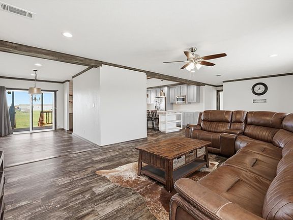 5th image of 1115 Daytona Dr