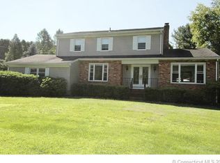 15 Stillson Rd, Southbury, CT 06488