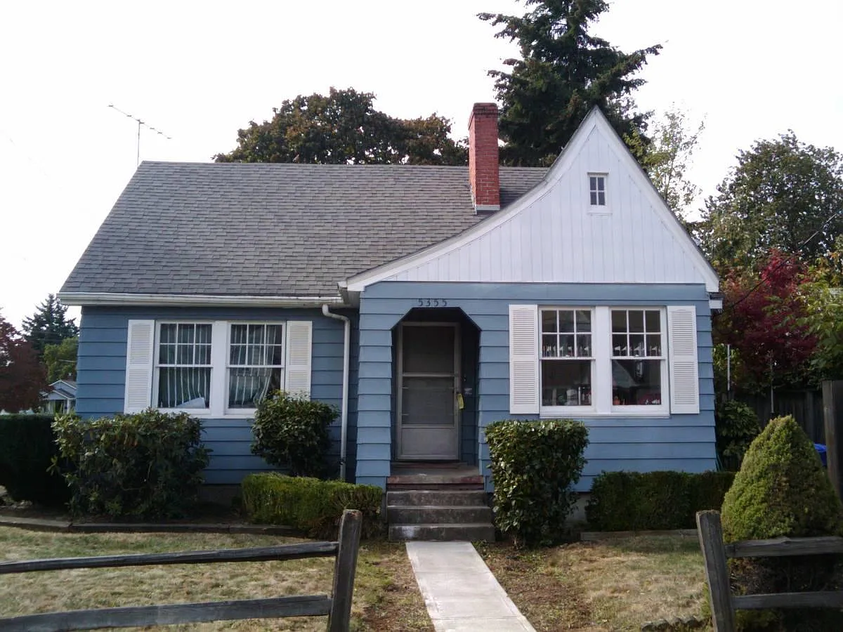 5355 SE 52nd Ave photo 1
