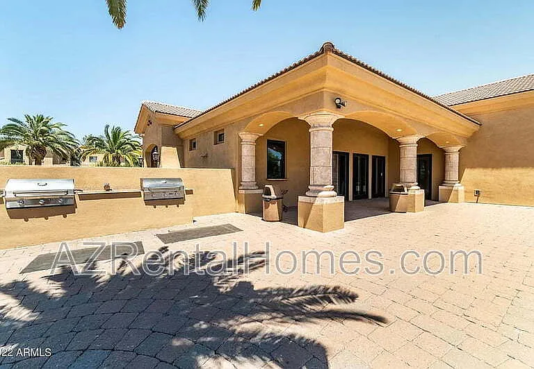 1367 S Country Club Dr #1051 — Photo 5