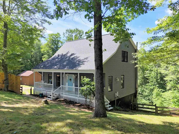 5885 Chestnut Ridge Rd, Riner, VA 24149