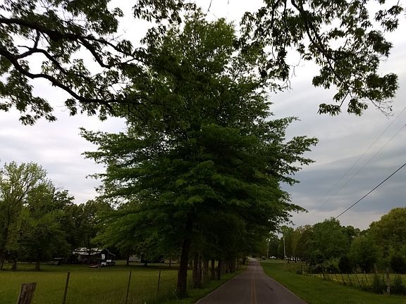 4th image of 851 Parker Dr