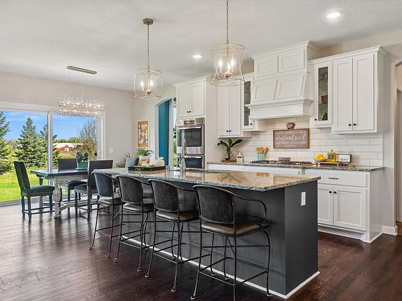 4th image of 4262 Parkview Ln
