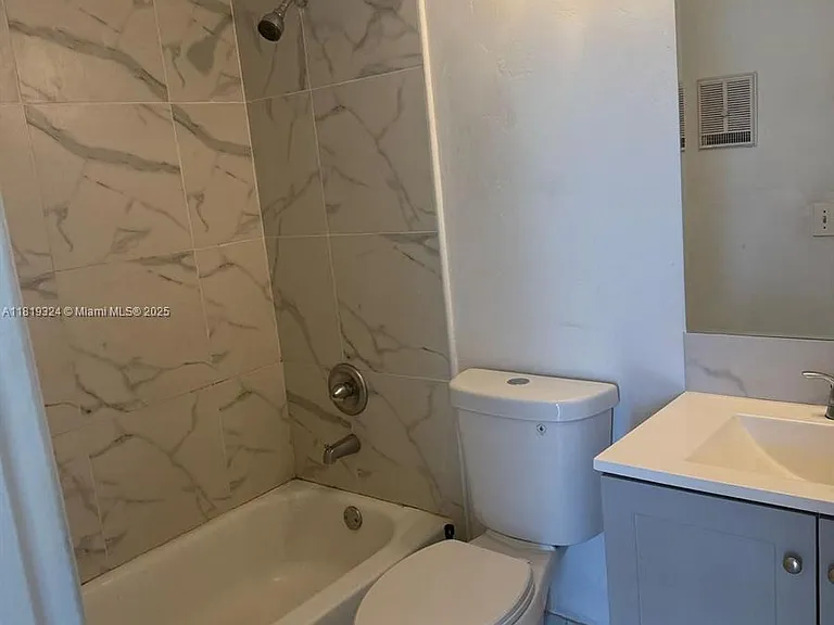 438 NE 210th Circle Ter #202-4B — Photo 11