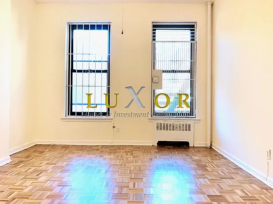 Rented by Luxor Homes & Investment Realty | media 12