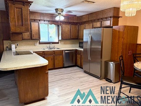 5th image of 3006 Catalina Dr