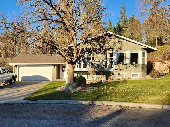 1843 E Ivy Ave, Colville, WA 99114