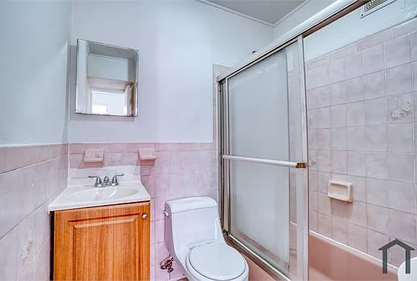 6039 Maspeth Ave #2 — Photo 10