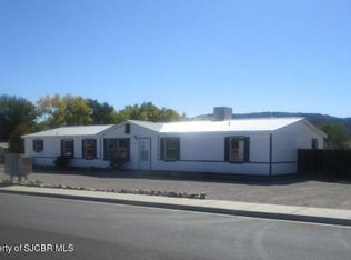 1401 Anna Ln, Farmington, NM 87401