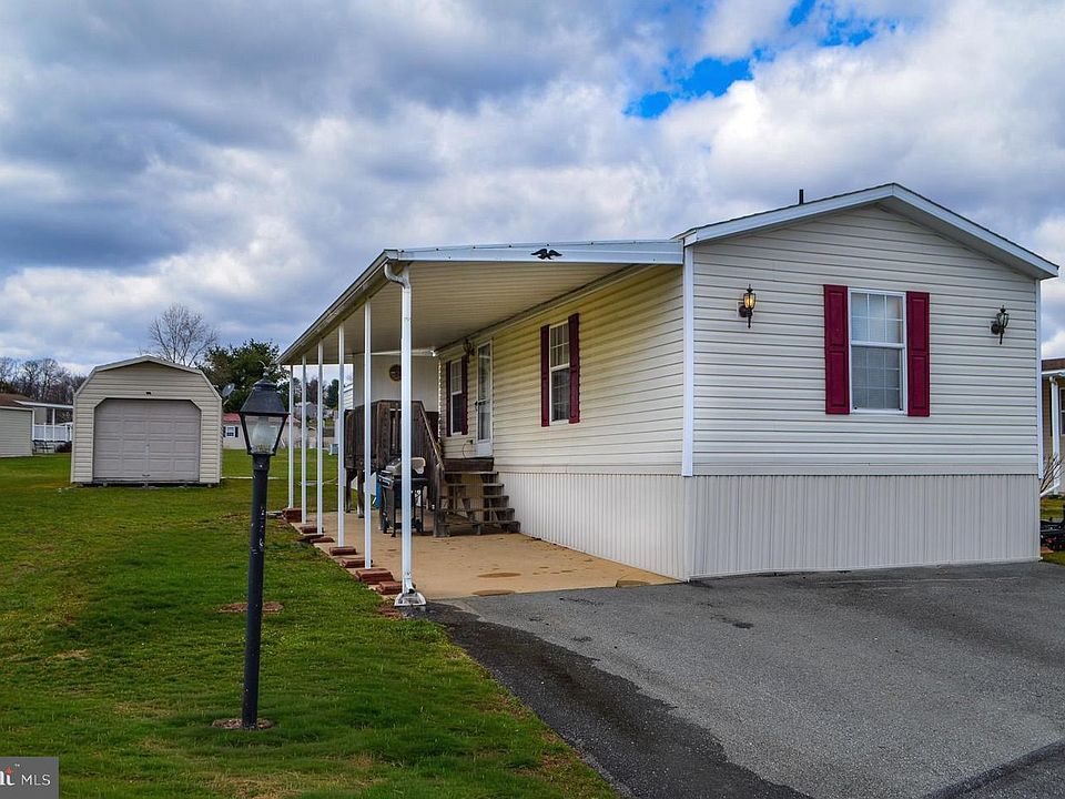 1st image of 252 James Way