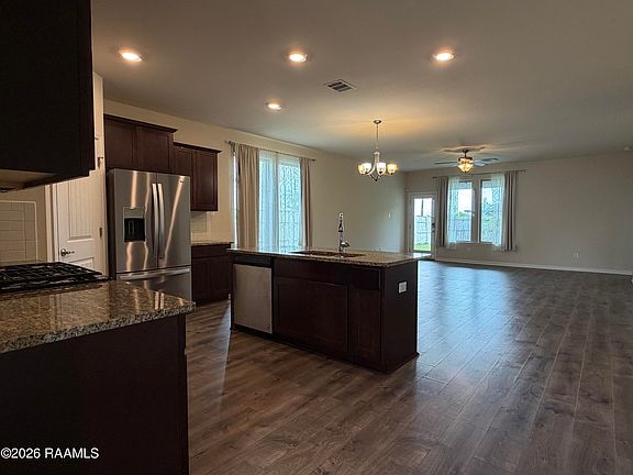 2nd image of 101 Holly Grove Ln