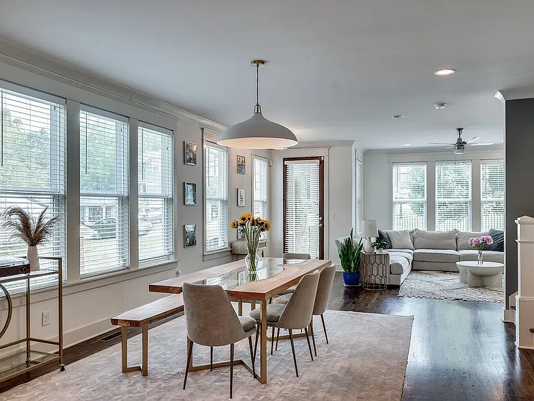 926 Thomas Ave — Photo 4
