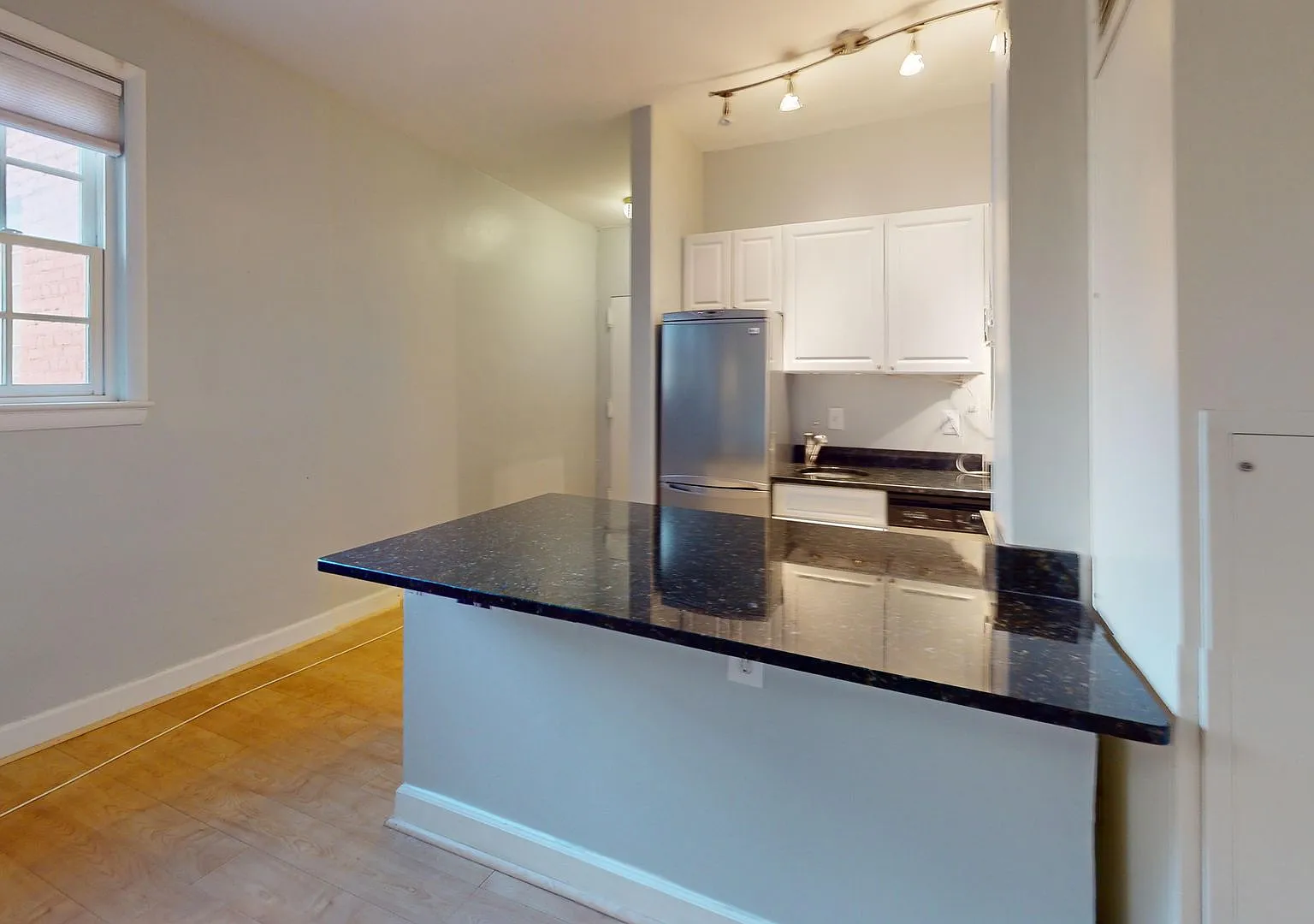 Capitol Hill Studio Apartment for Rent! Available Now! — Photo 3