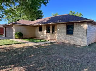 3308 N Park Ln, Altus, OK 73521