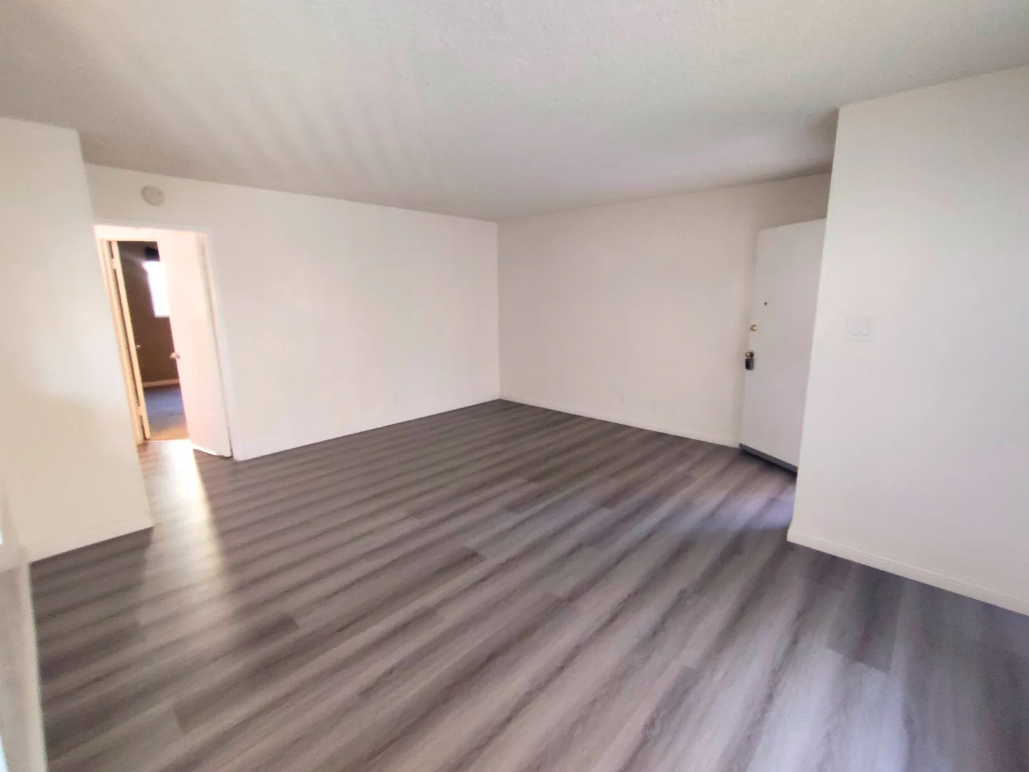 4281 Green Ave — Photo 3