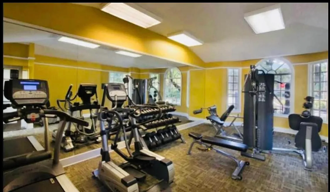 3 bed, 1390 sqft, $2,700 — Photo 1