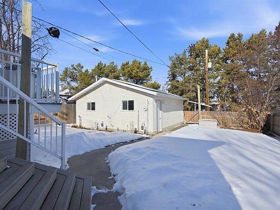 5th image of 4722 S 53rd Ave