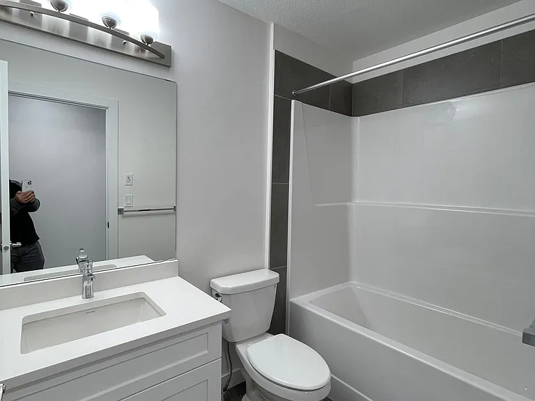 740 Daniels Way SW — Photo 17