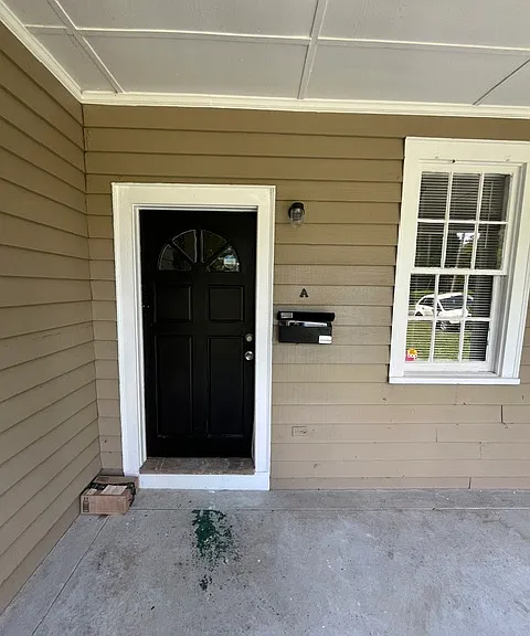 967 Glenridge Dr #A — Photo 2