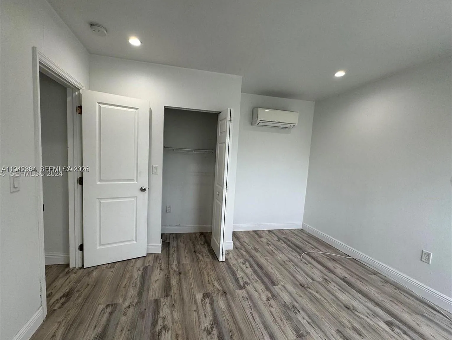 2 bed, 1.0 bath, $2,450 — Photo 1