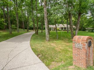 1315 Burton Valley Rd, Nashville, TN 37215