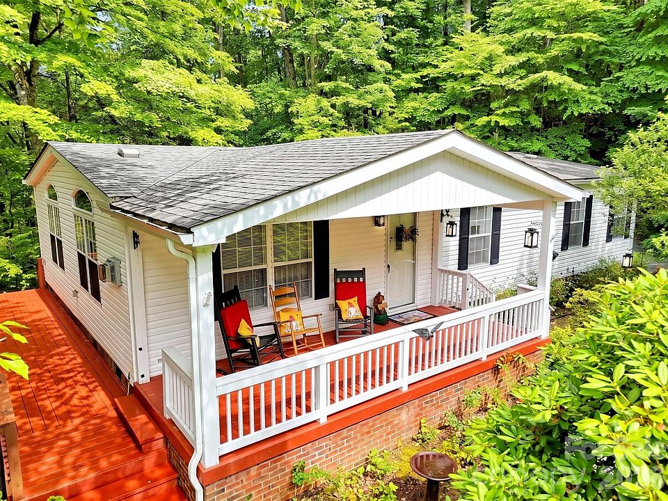 1st image of 315 Oakstone Dr