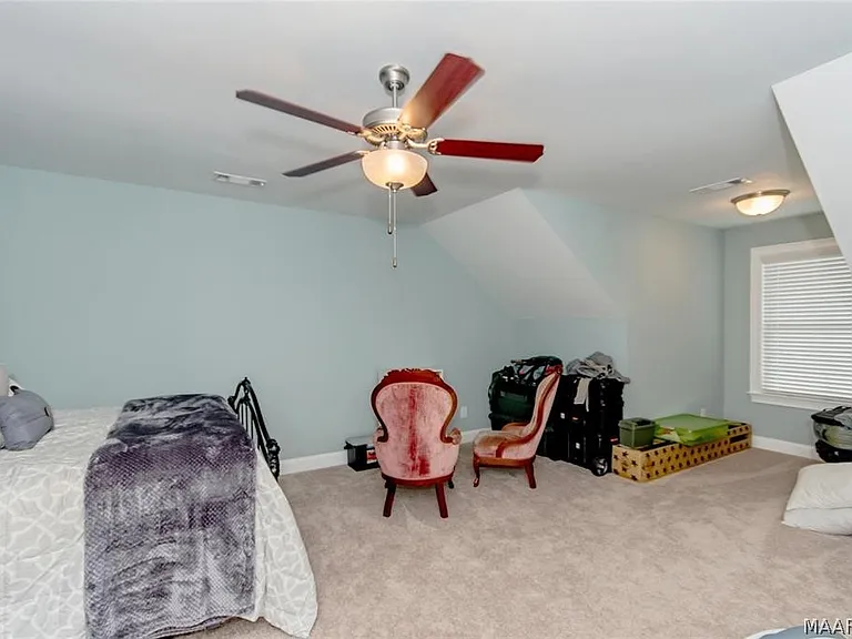 1123 Benjamin Way — Photo 28