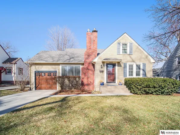 3432 North St, Lincoln, NE 68510