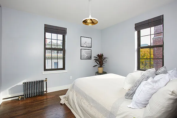 Sold by Compass | media 6