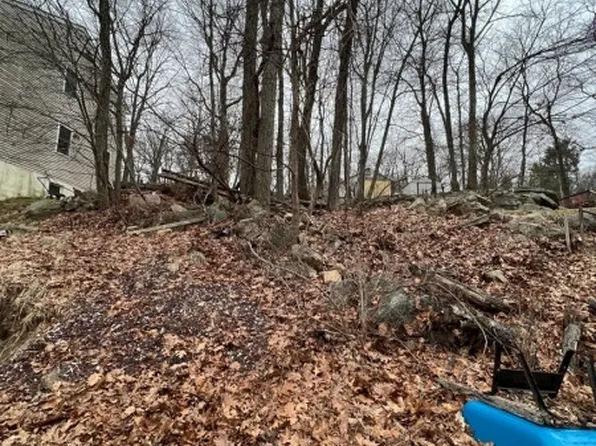 38 Jefferson Trl, Hopatcong Boro, NJ 07843