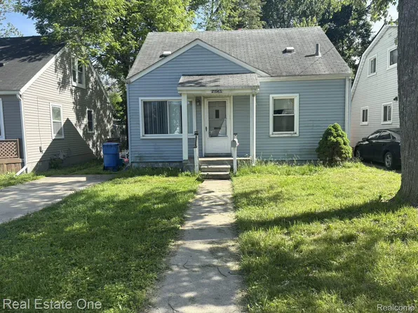 25963 Powers Ave, Dearborn Heights, MI 48125