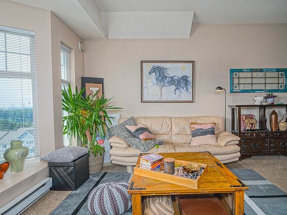 5th image of 580 12th St #403