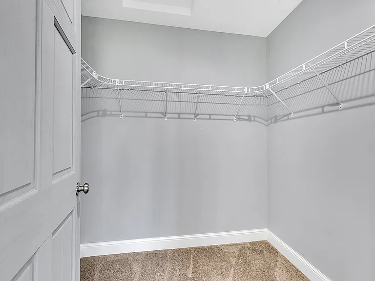980 Acacia Dr S — Photo 24