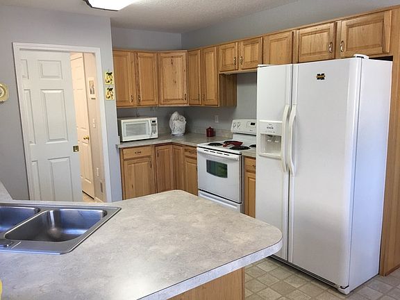 4th image of 3138 Rotterdam Dr
