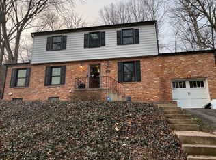 926 N Kemper St, Alexandria, VA 22304