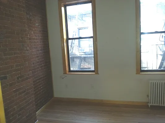 Rented by TZM Realty | media 35