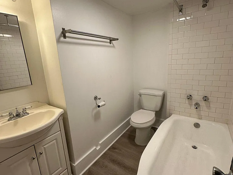2654 W 32nd Ave #11 — Photo 12