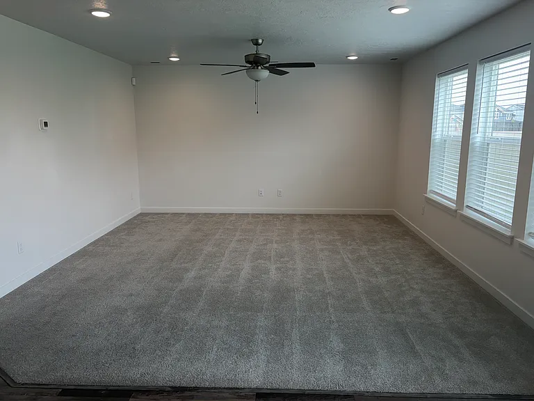 10935 Parachute Ct — Photo 7