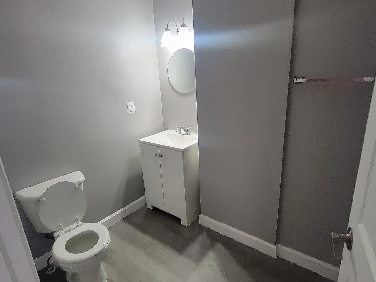 2 bed, 1.5 bath, 1196 sqft, $1,950 — Photo 3
