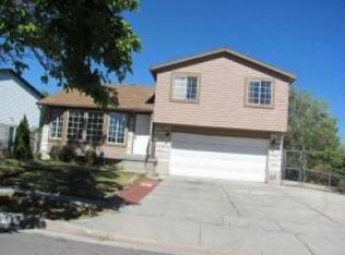 5164 W Menzel Ct, Kearns, UT 84118