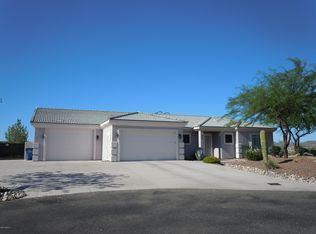 996 W McLean Dr, Wickenburg, AZ 85390