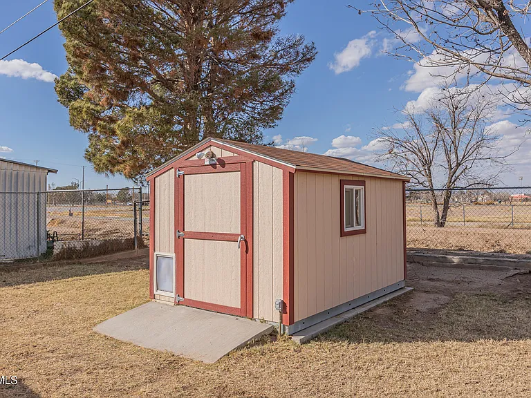 213 Carnes Rd — Photo 15