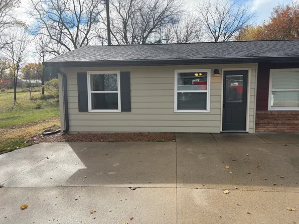 1208 Elm Ave E, Waseca, MN