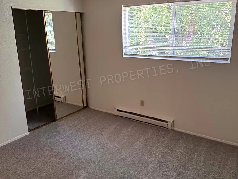 16705 NE Halsey St #108 — Photo 12