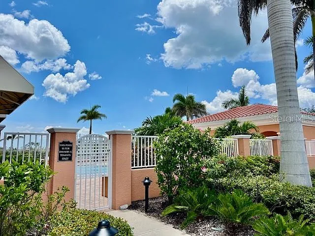 3191 Matecumbe Key Rd #206 — Photo 32