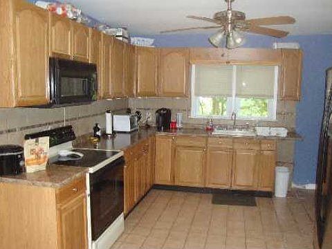3rd image of 47 Hammond Ln