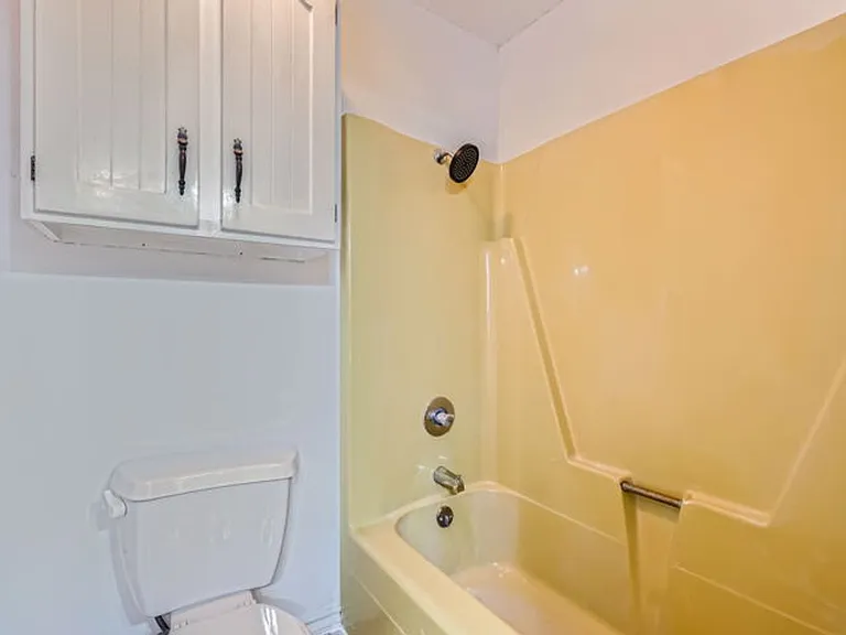 6422 Honey Hl — Photo 20