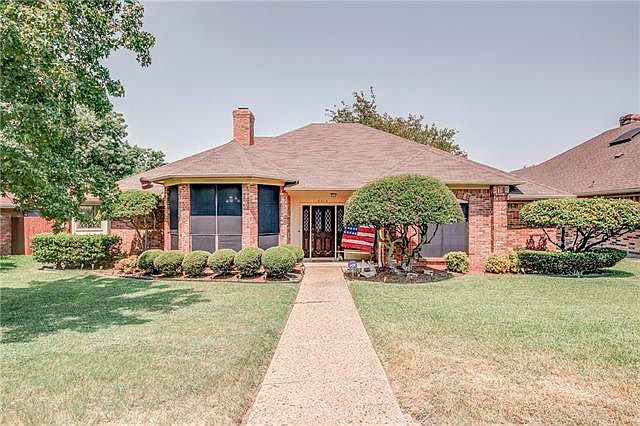 1st image of 4414 Silverthorn Dr