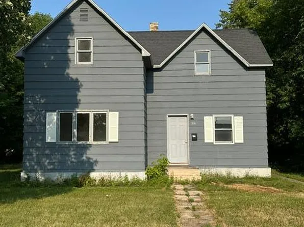 514 Conley Ave S, Thief River Falls, MN 56701