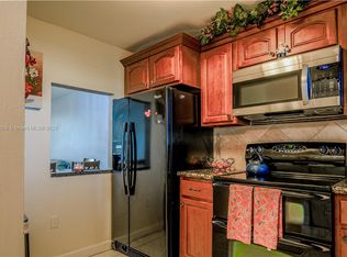 8130 Sunrise Lakes Blvd APT 111, Sunrise, FL 33322